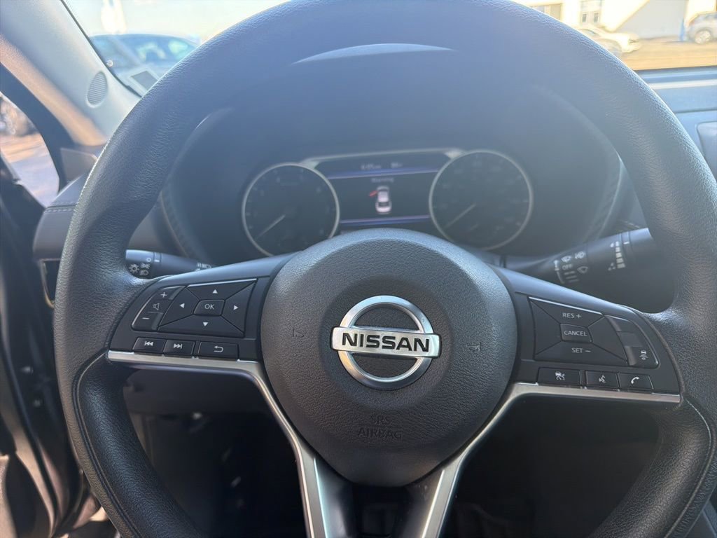 Used 2023 Nissan Sentra SV image 13