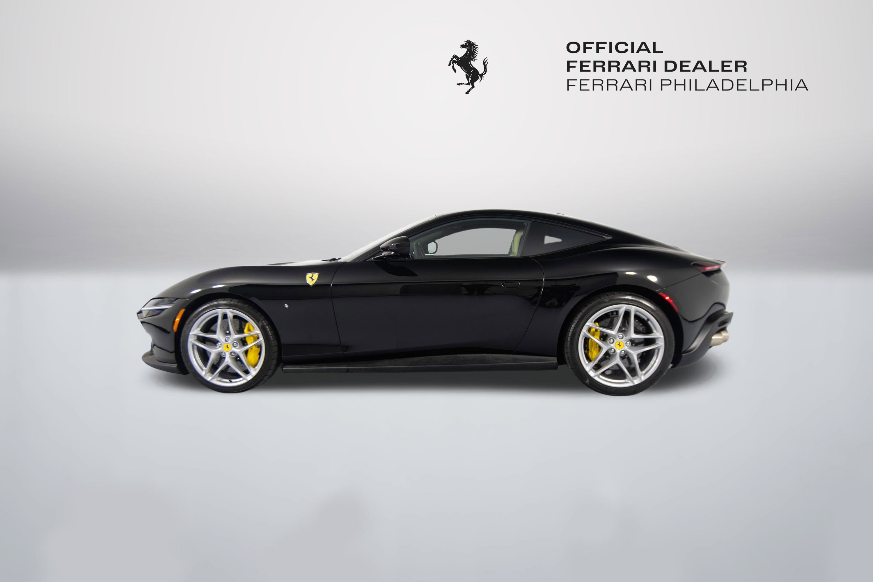 Certified 2022 Ferrari Roma image 4