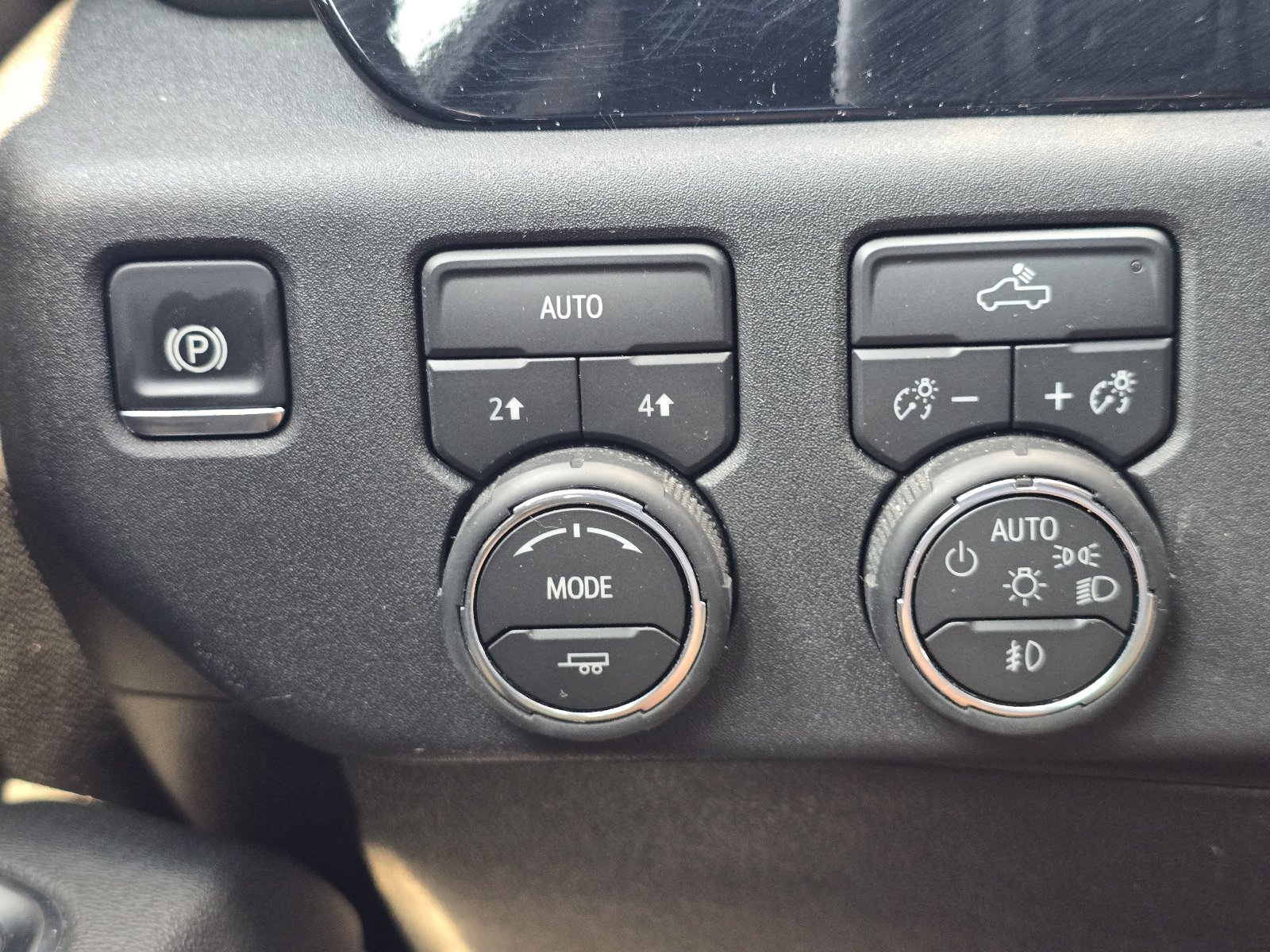 Used 2026 Chevrolet Silverado 1500 RST AWD/4WD image 23