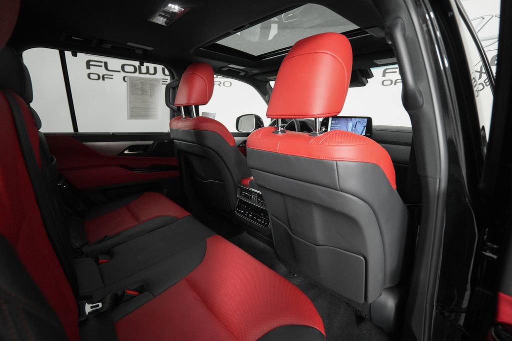 Certified 2025 Lexus LX 600 F Sport w/ Accessory Package (2T) image 18
