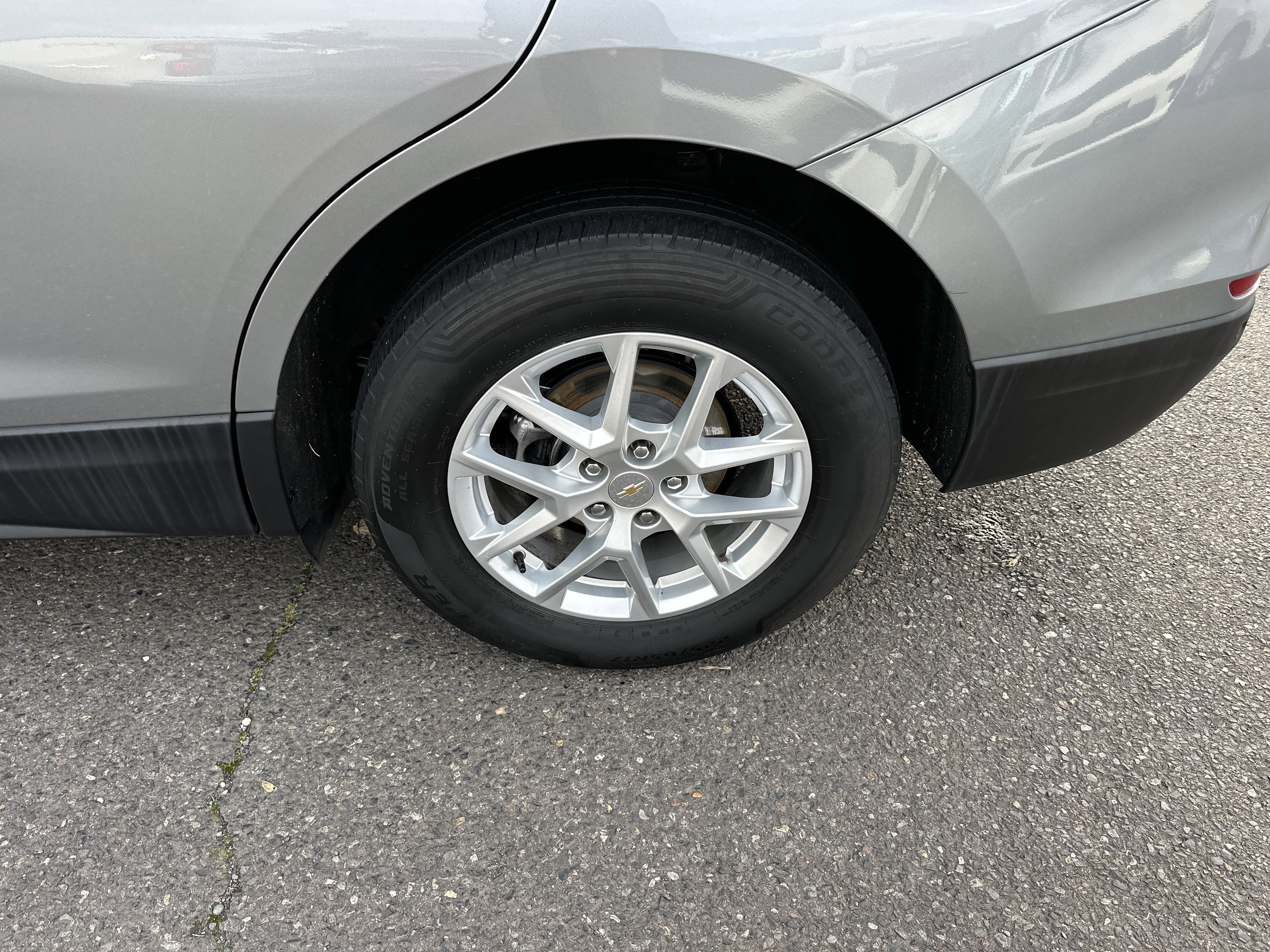 Used 2024 Chevrolet Equinox LT image 25