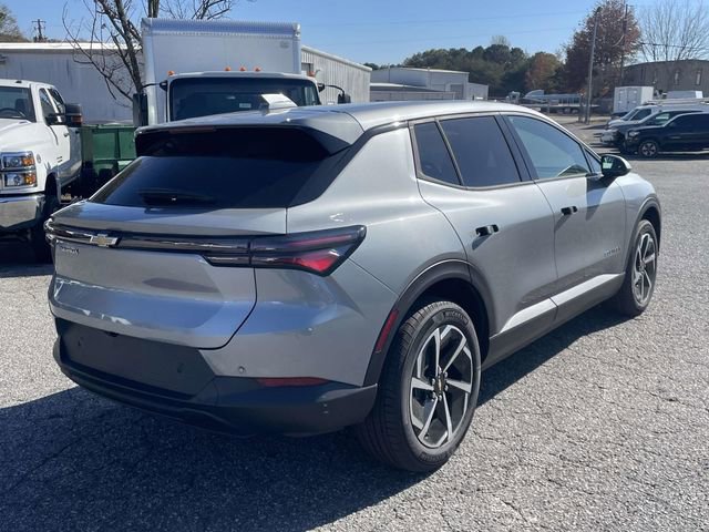 New 2026 Chevrolet Equinox EV LT image 3