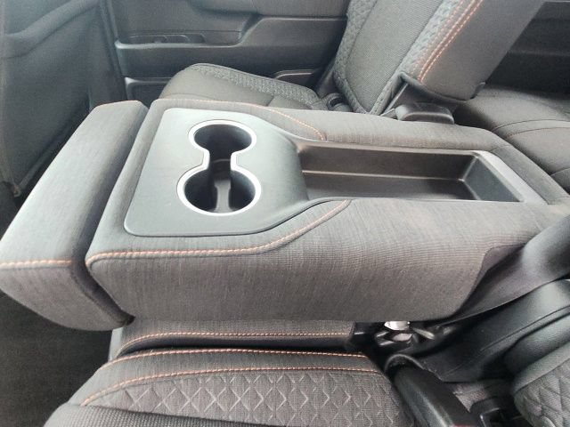 Used 2025 Honda Pilot Sport image 17