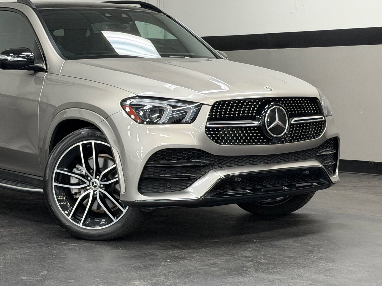 Certified 2023 Mercedes-Benz GLE 450 4MATIC image 3