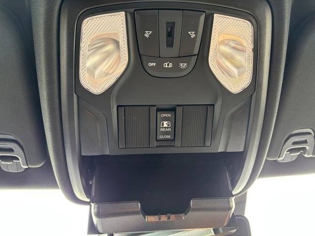 Used 2022 RAM 1500 Rebel image 32