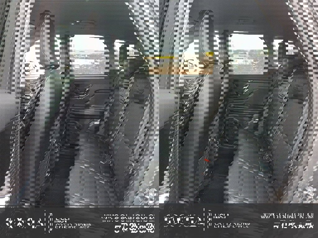 Certified 2022 Lincoln Corsair AWD w/ Equipment Group 101A image 10