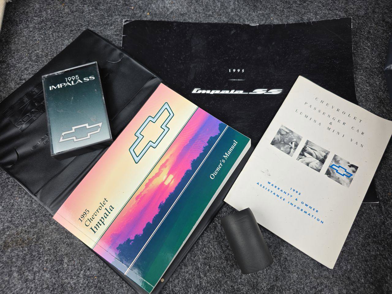 Used 1995 Chevrolet Impala SS image 28