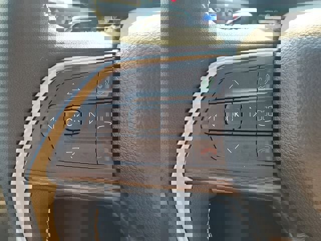 New 2025 Jeep Grand Cherokee L Laredo w/ Luxury Tech Group I image 21