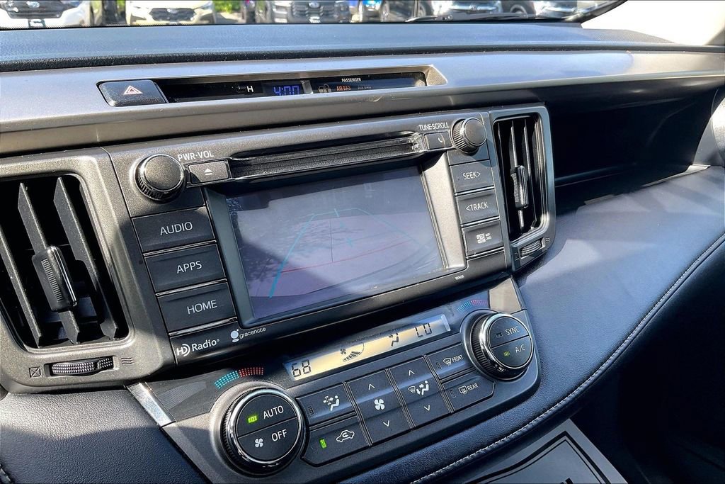Used 2014 Toyota RAV4 XLE AWD/4WD image 24