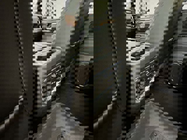 Used 2024 GMC Sierra 2500 Denali w/ Denali Reserve Package image 29