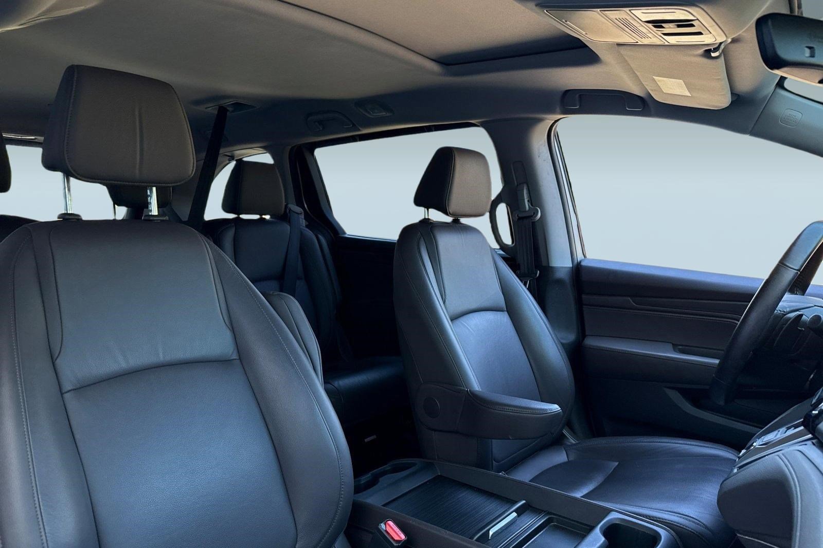 Certified 2018 Honda Odyssey EX-L image 30