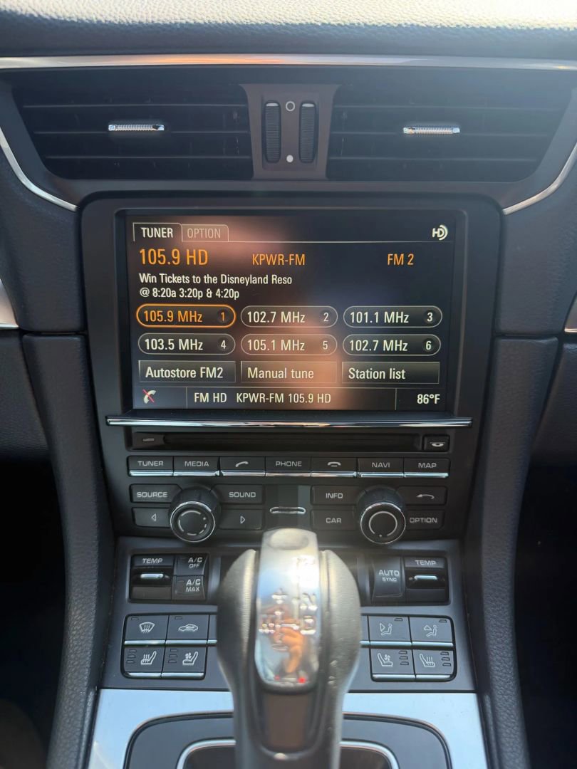 Used 2015 Porsche 911 Carrera image 20