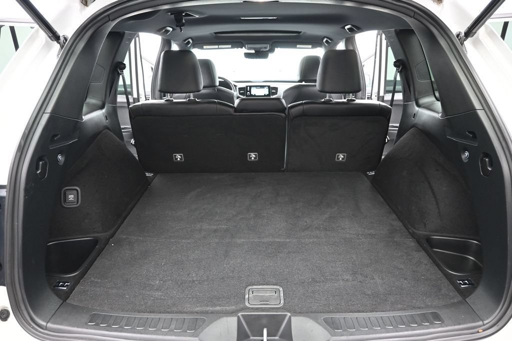 Certified 2024 Honda Passport Black Edition image 27