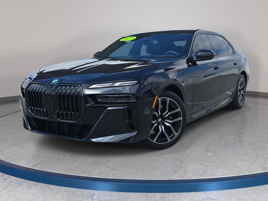 Used 2025 BMW i7 eDrive50 w/ M Sport Package image 1