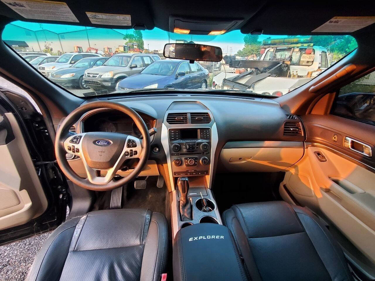 Used 2012 Ford Explorer FWD image 21