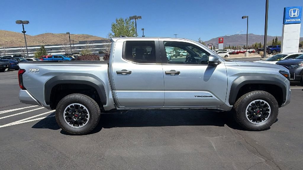 Used 2024 Toyota Tacoma TRD Off-Road AWD/4WD image 2