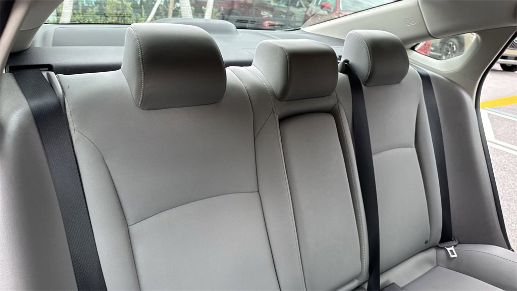Used 2018 Honda Civic EX image 47