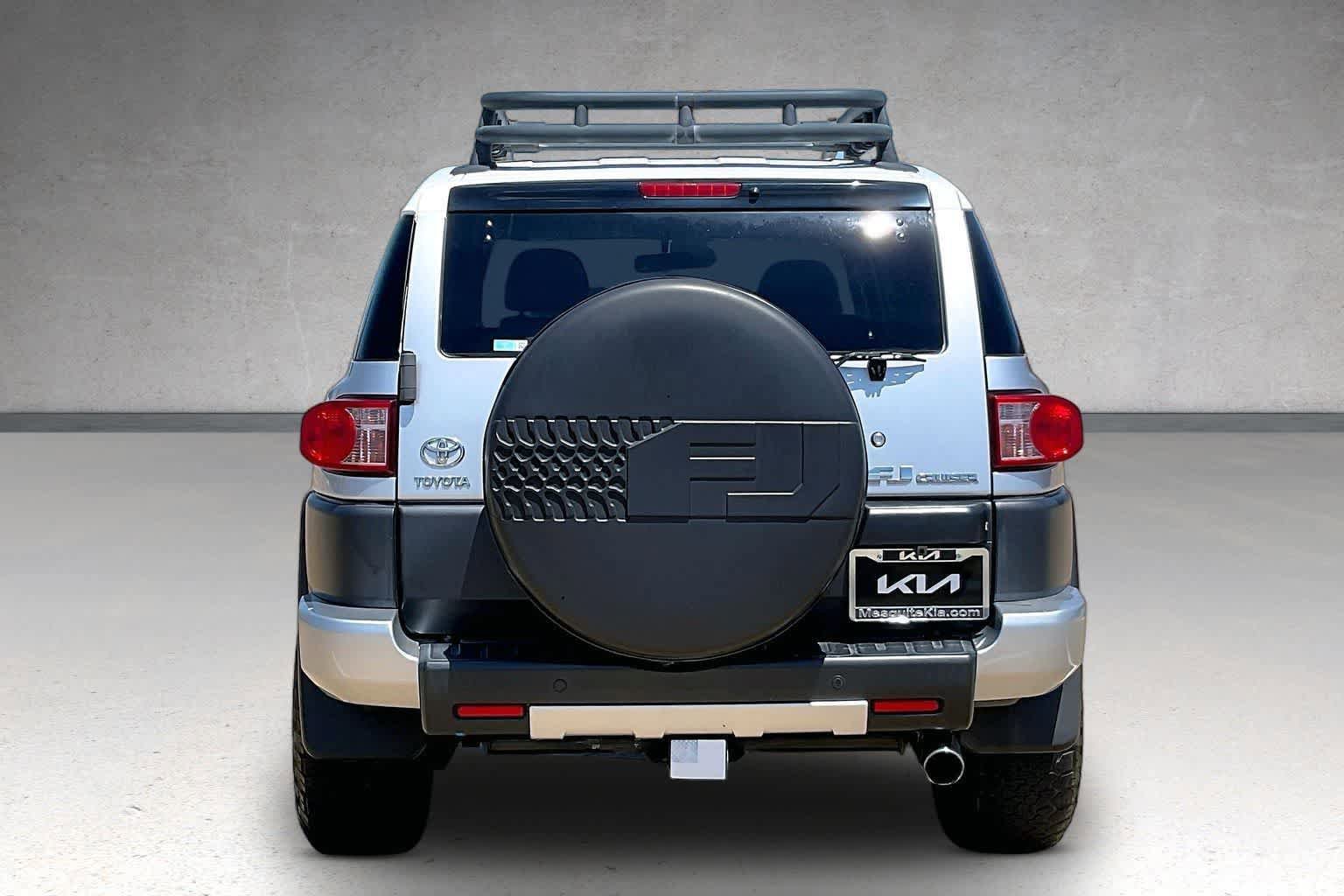 Used 2008 Toyota FJ Cruiser 4WD image 5