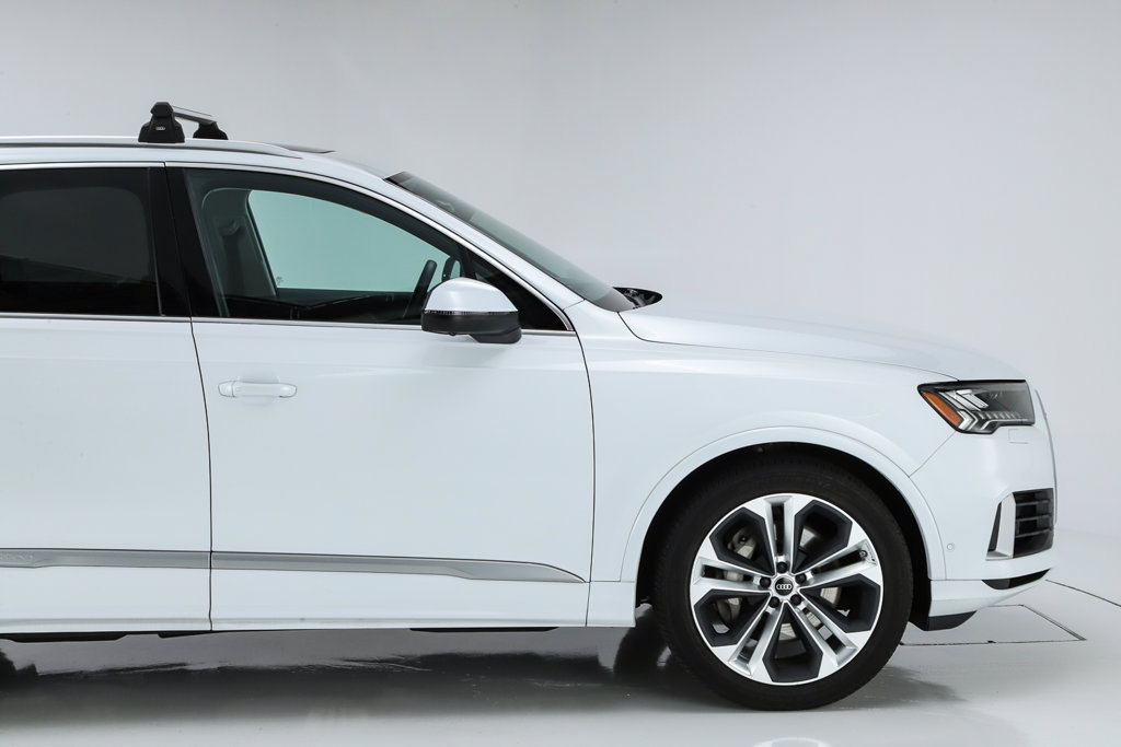Used 2023 Audi Q7 3.0T Prestige AWD/4WD image 16
