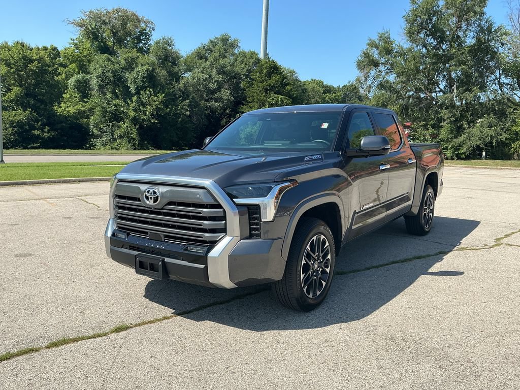 Used 2025 Toyota Tundra Limited AWD/4WD image 1