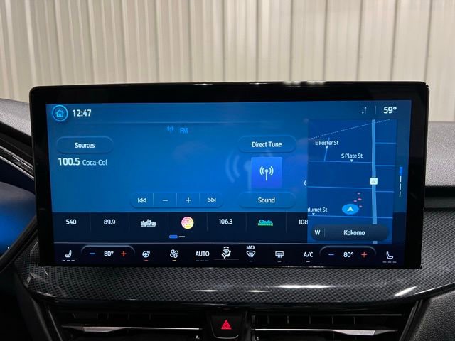 Used 2023 Ford Escape ST-Line Elite w/ Class II Trailer Tow Package image 39