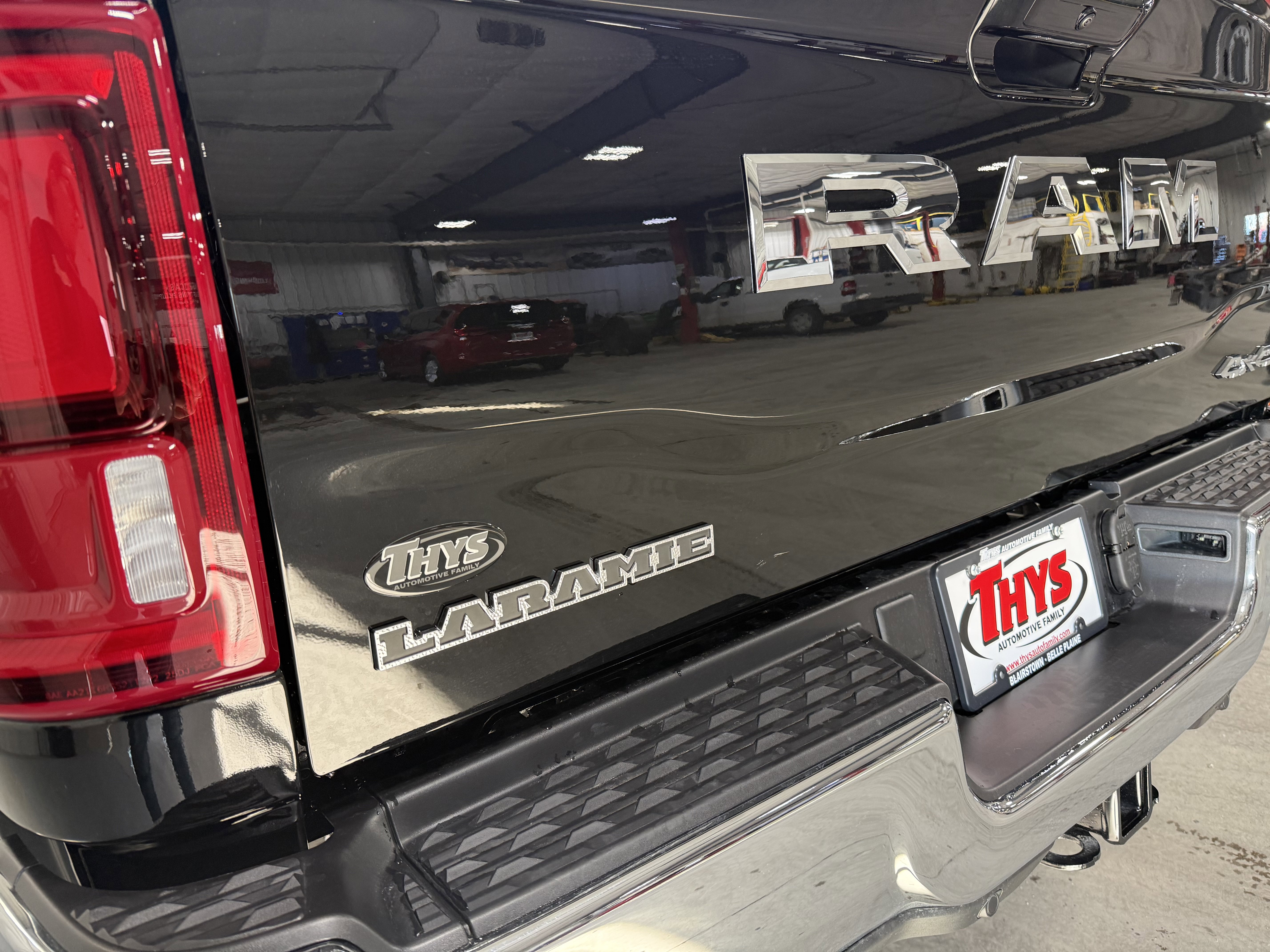 New 2026 RAM 2500 Laramie AWD/4WD image 5