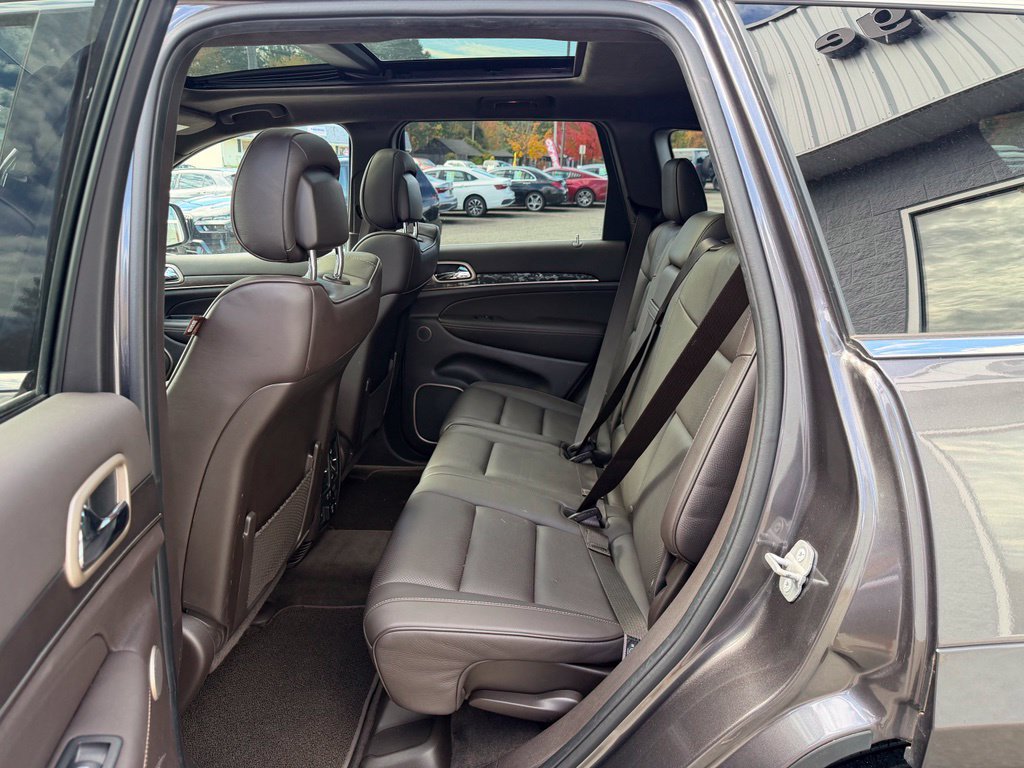 Used 2014 Jeep Grand Cherokee Summit AWD/4WD image 11