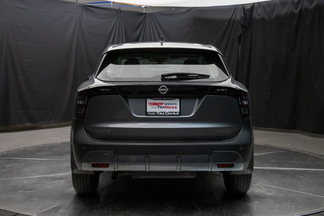 Used 2025 Nissan Kicks S image 11