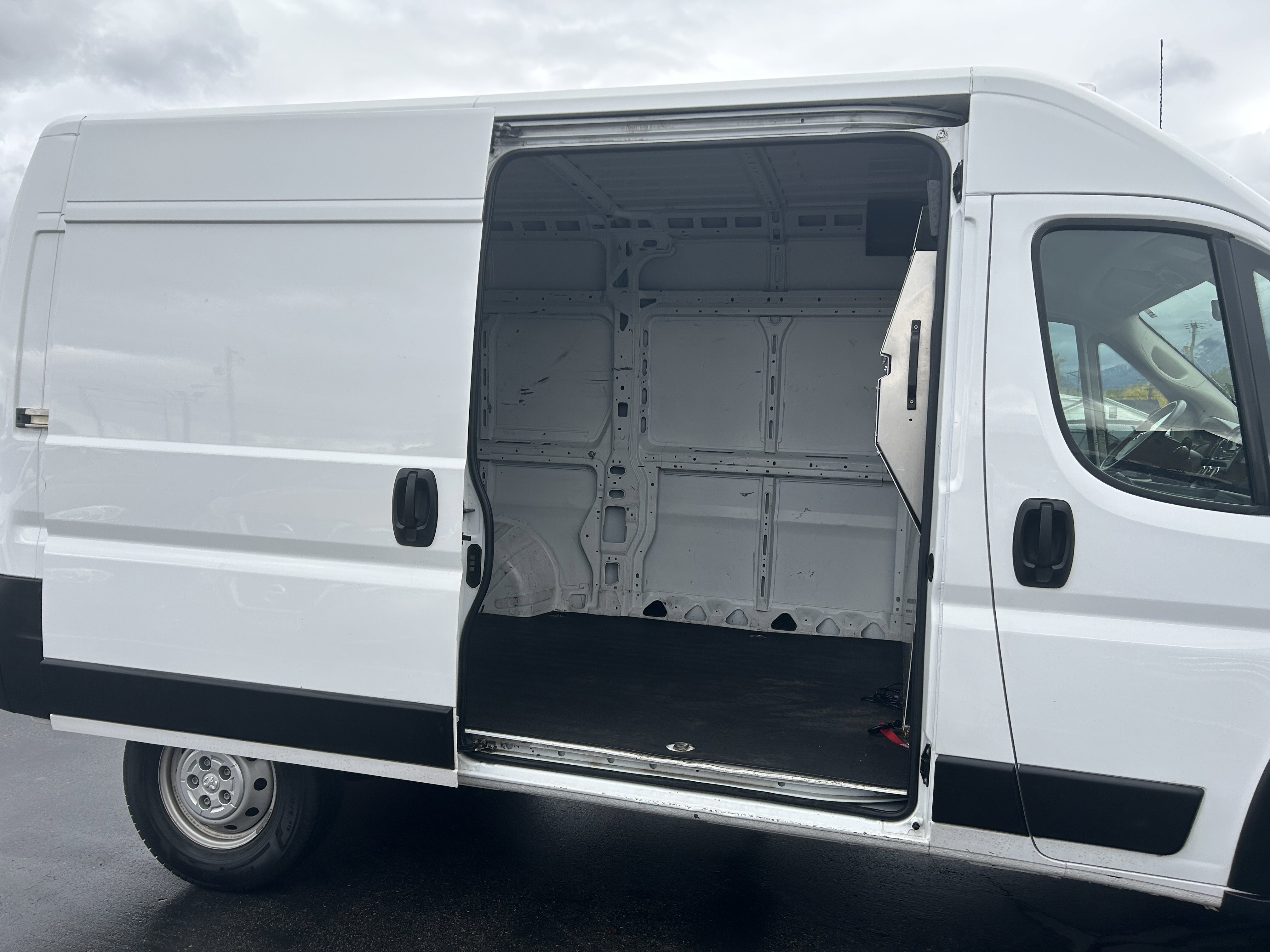 Used 2019 RAM ProMaster 1500 image 6