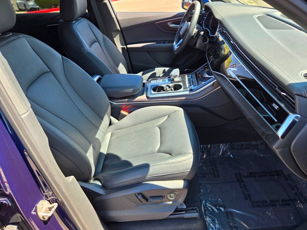 Used 2023 Audi Q7 2.0T Premium Plus w/ Premium Plus Package AWD/4WD image 14