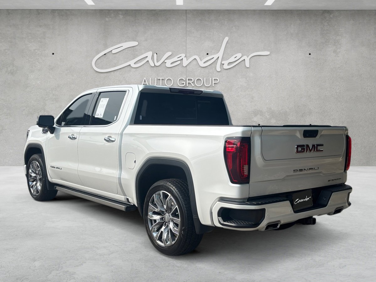 Used 2023 GMC Sierra 1500 Denali w/ Denali Reserve Package AWD/4WD image 16