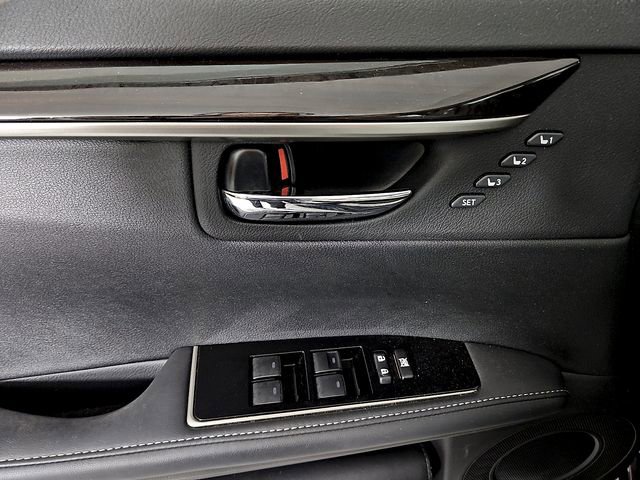 Used 2018 Lexus ES 350 w/ Luxury Package w/Wood Trim FWD image 13