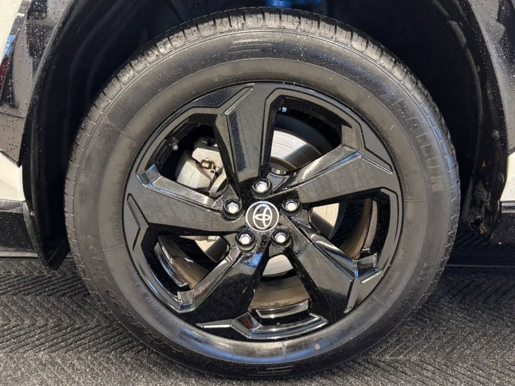 Used 2021 Toyota RAV4 XSE image 12