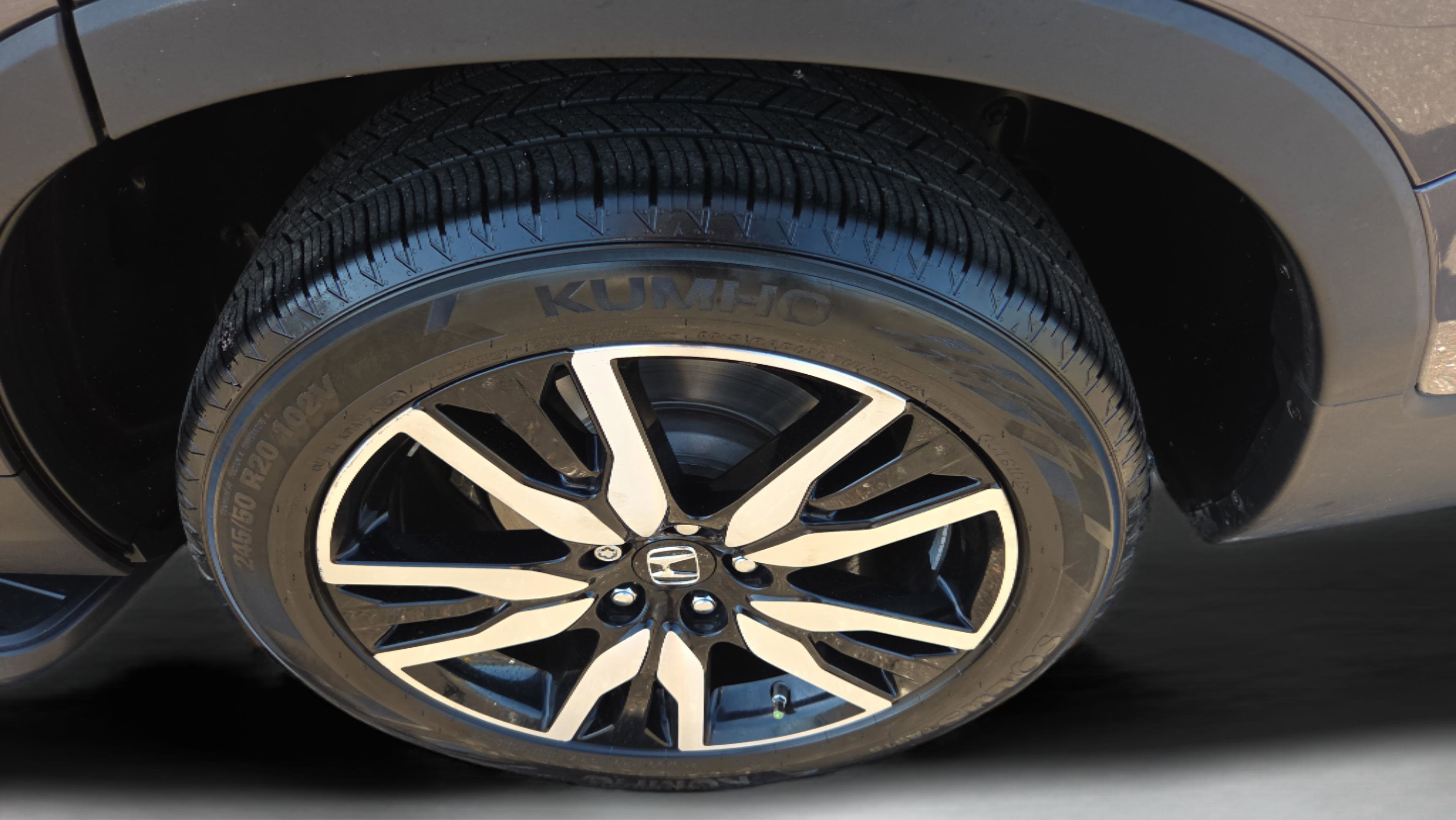 Used 2021 Honda Pilot Touring image 19