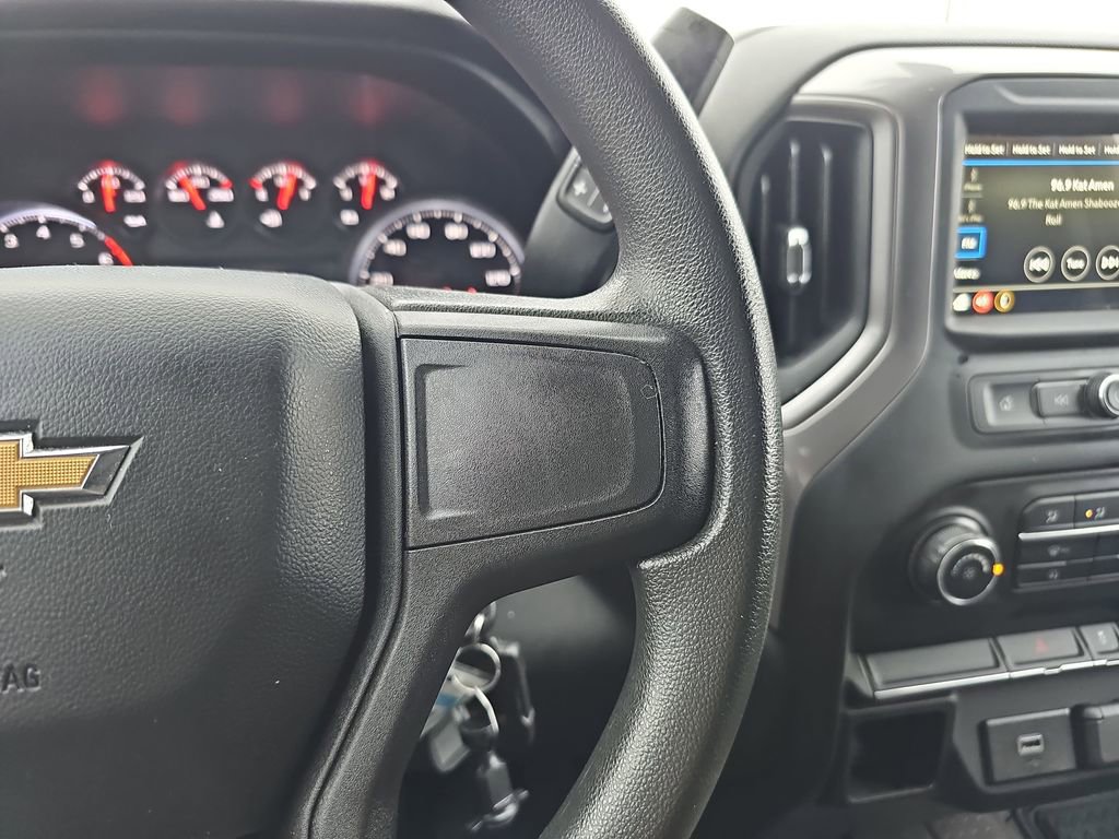 Used 2019 Chevrolet Silverado 1500 Custom image 19