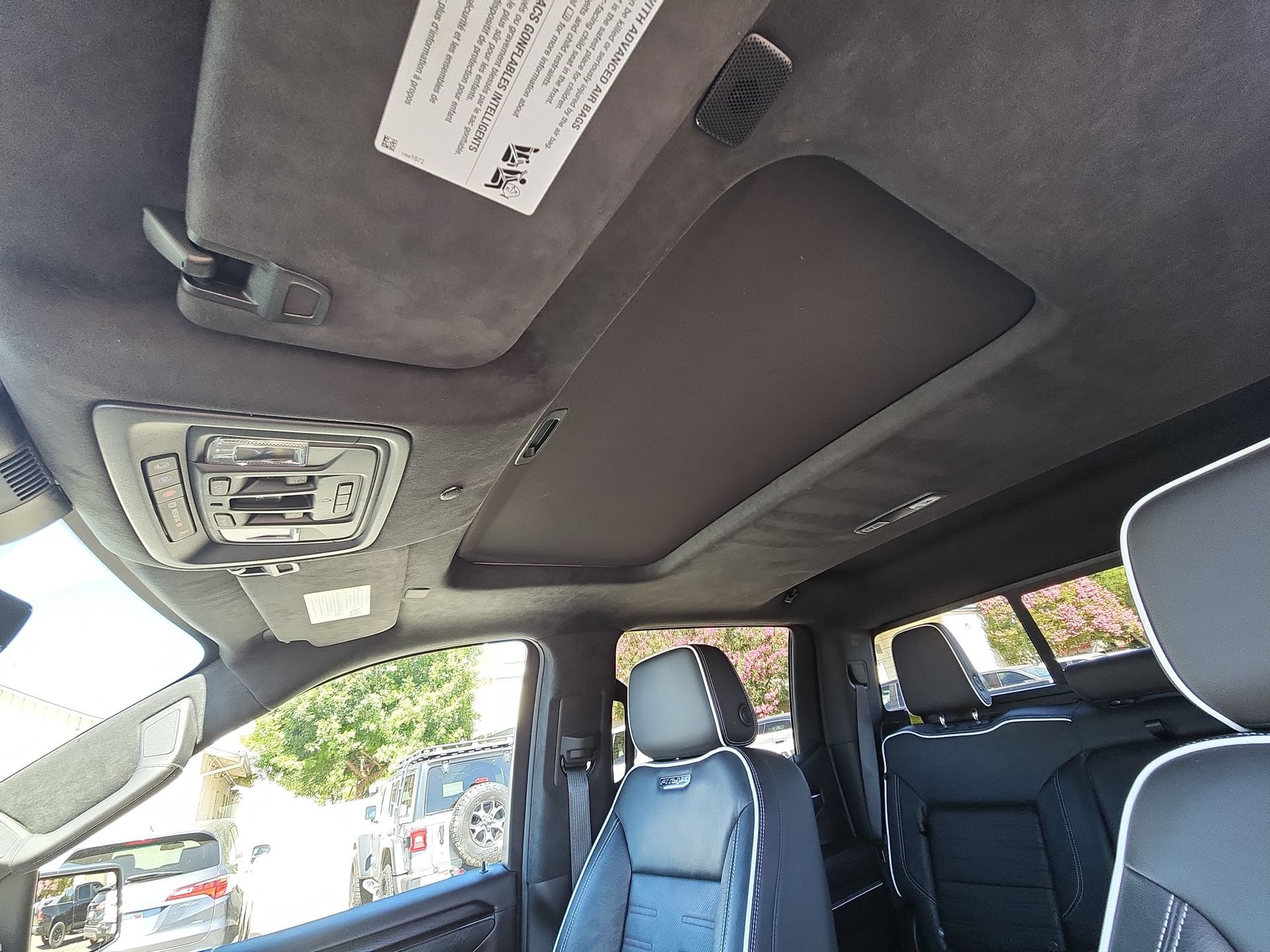 Used 2024 GMC Sierra 1500 AT4X AWD/4WD image 16