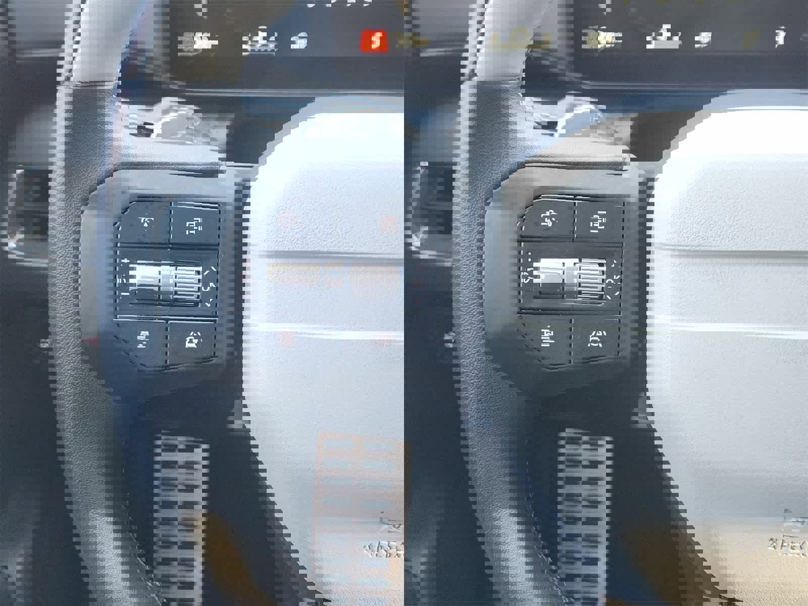 Certified 2025 Kia K4 GT-Line Turbo image 28