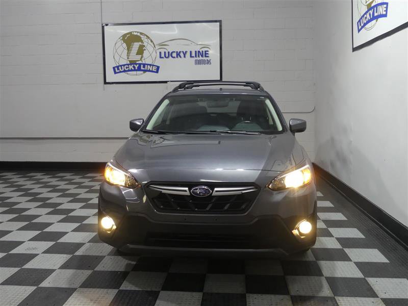 Used 2023 Subaru Crosstrek 2.0i Premium image 2