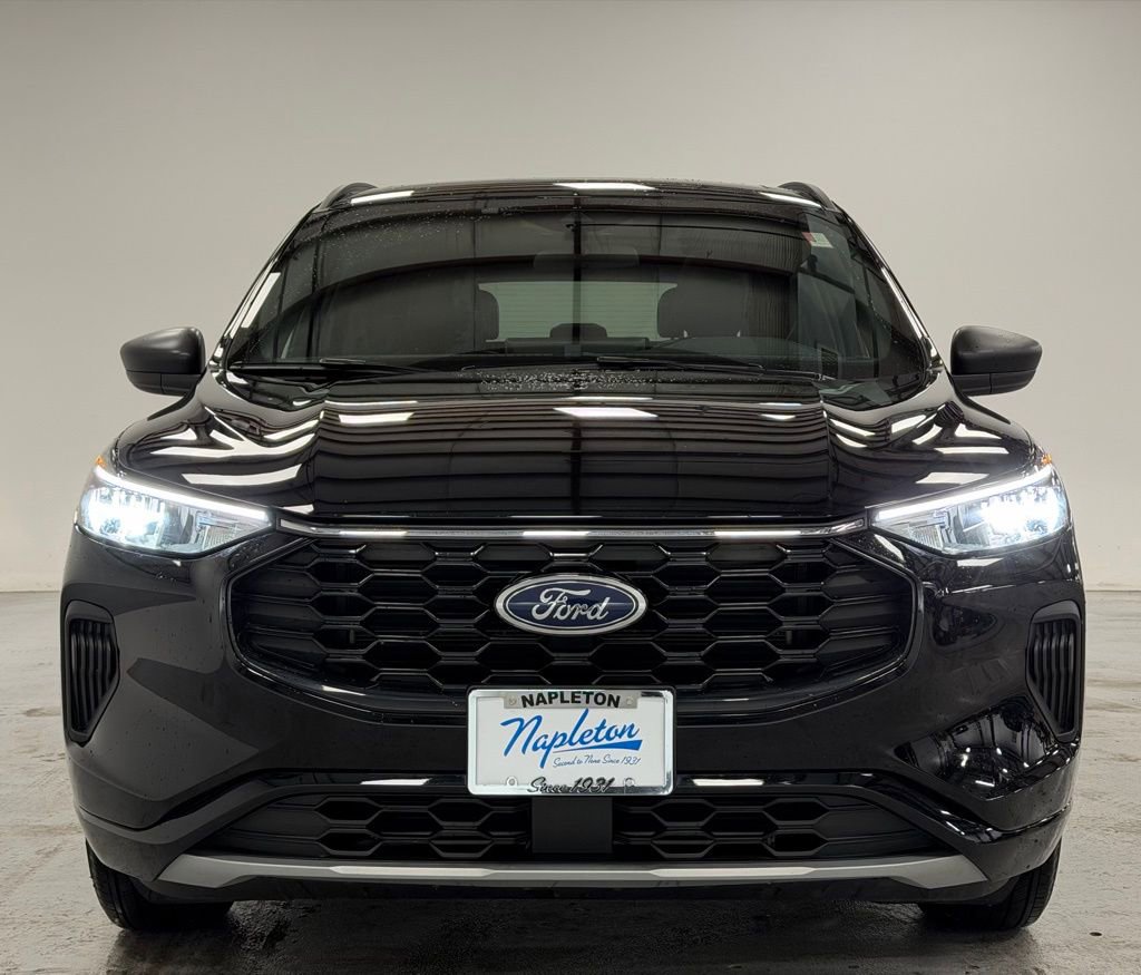 Used 2024 Ford Escape ST-Line w/ Tech Pack #1 image 7