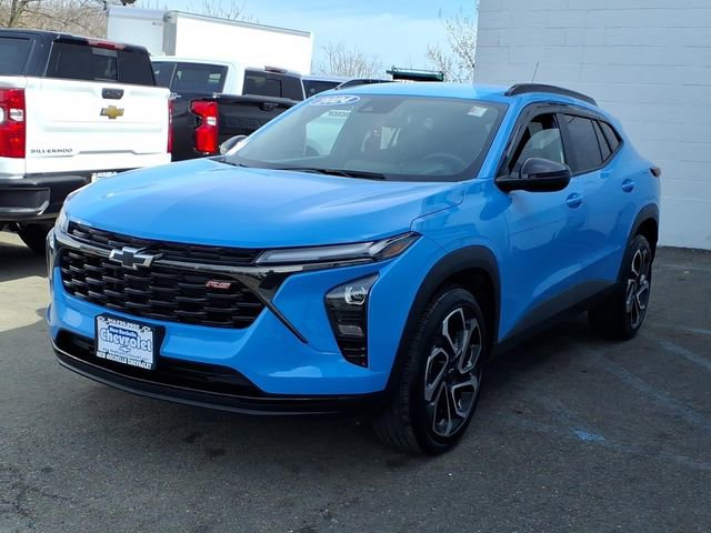 Certified 2024 Chevrolet Trax RS image 3