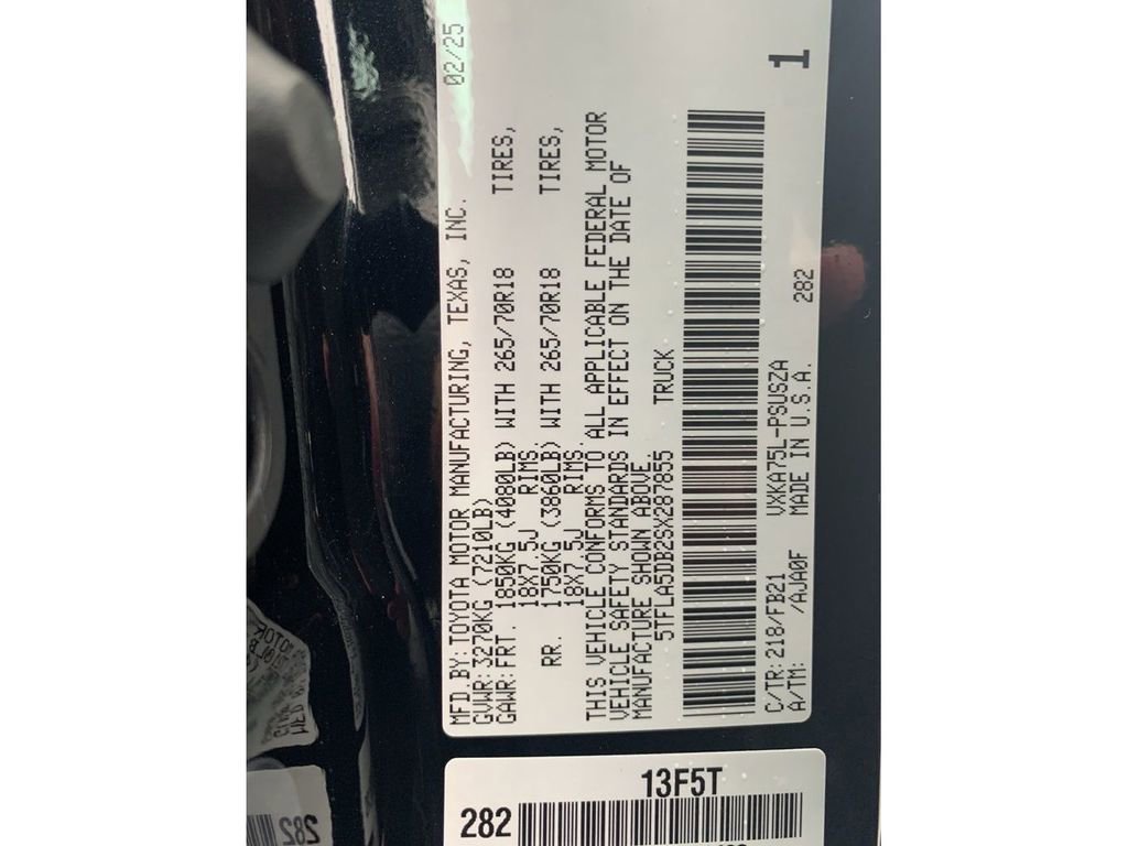 New 2025 Toyota Tundra SR5 image 31