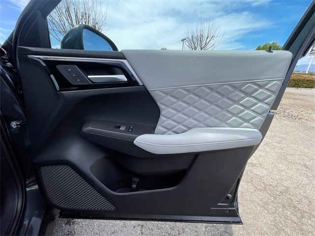 New 2025 Mitsubishi Outlander SEL image 18