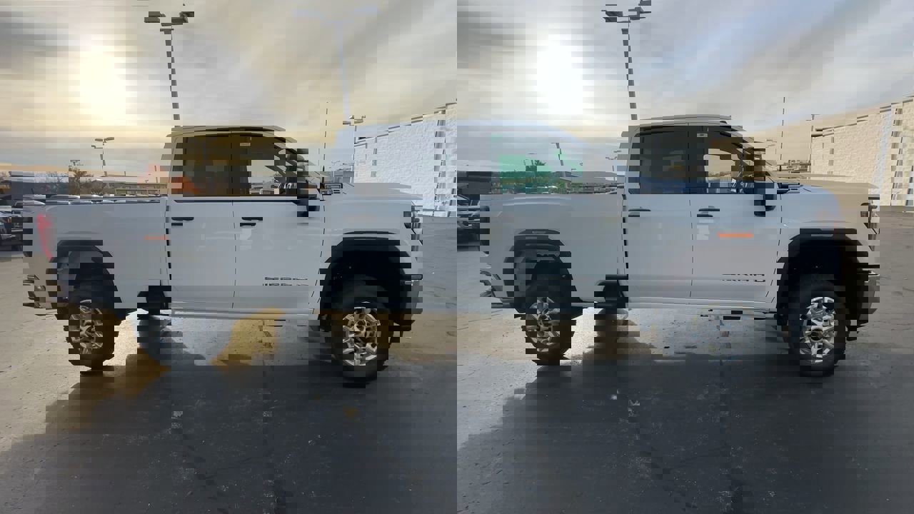 New 2026 GMC Sierra 2500 Pro w/ Convenience Package image 9