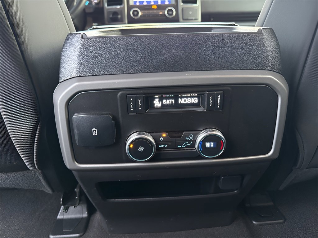 Used 2020 Ford Expedition XLT image 33