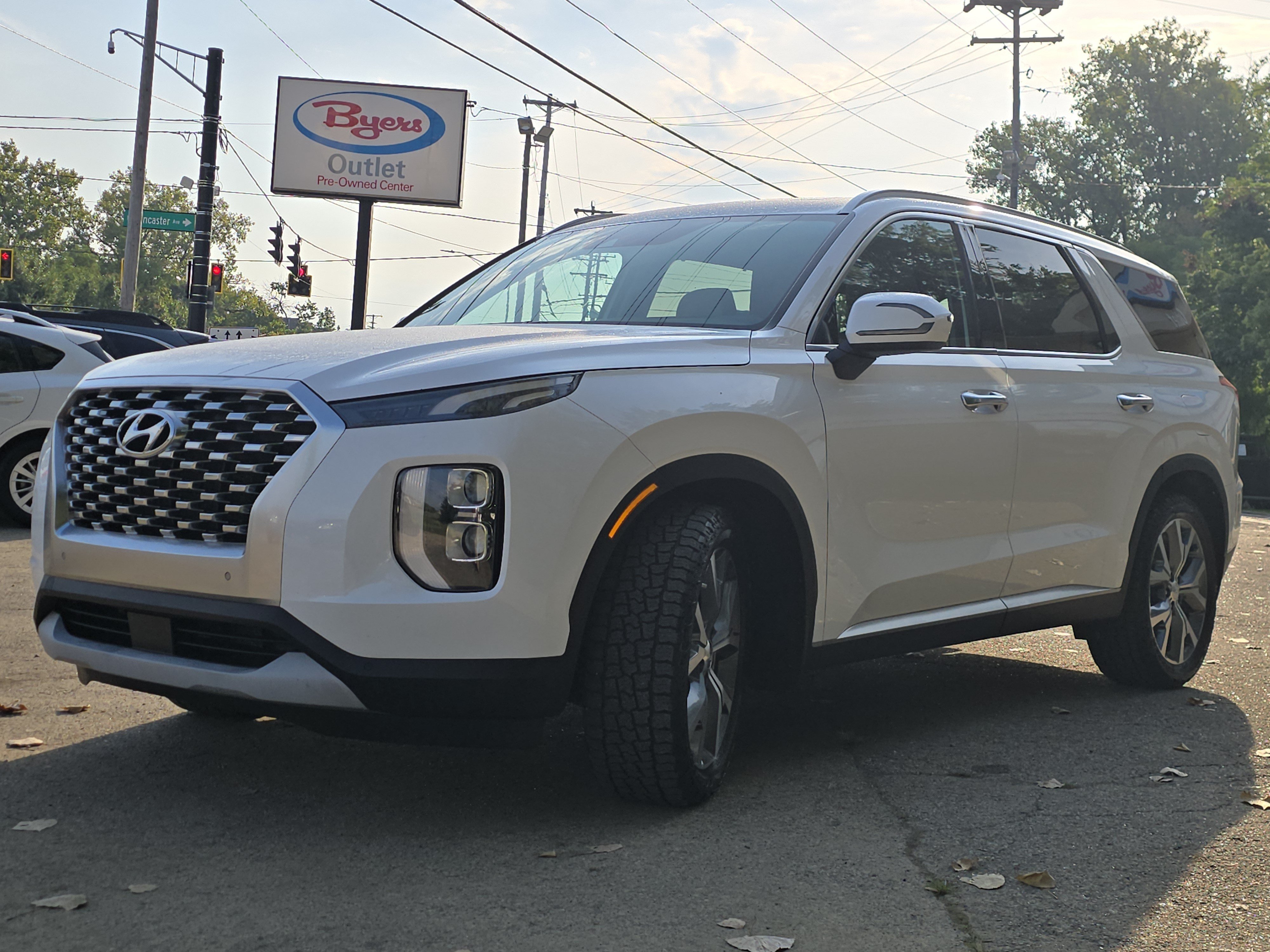 Used 2020 Hyundai Palisade SEL w/ Convenience Package AWD/4WD image 3