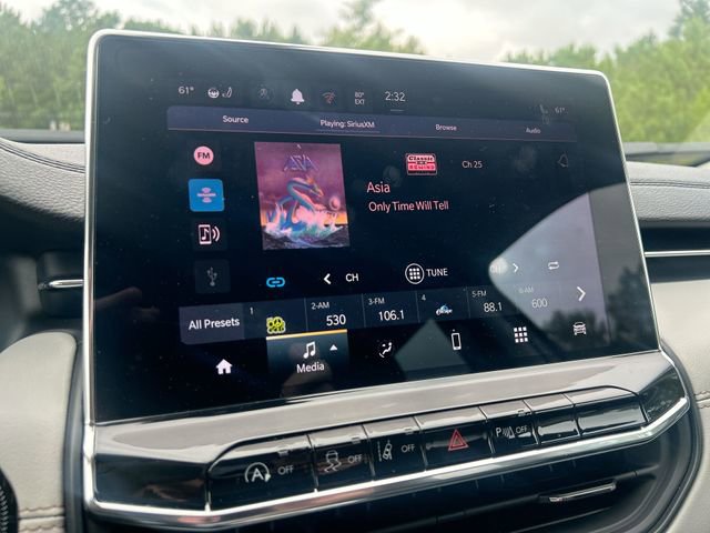 Used 2022 Jeep Compass Limited image 20