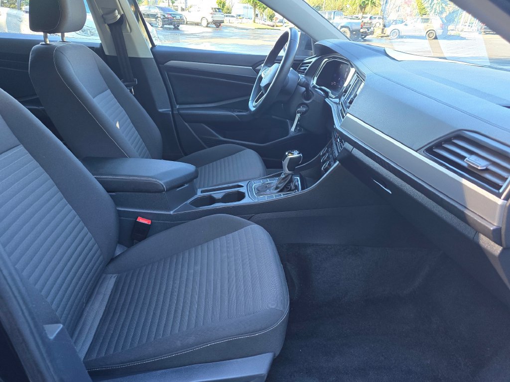Used 2024 Volkswagen Jetta S FWD image 5