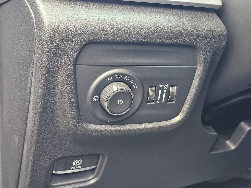 New 2026 Jeep Grand Cherokee L Limited image 14