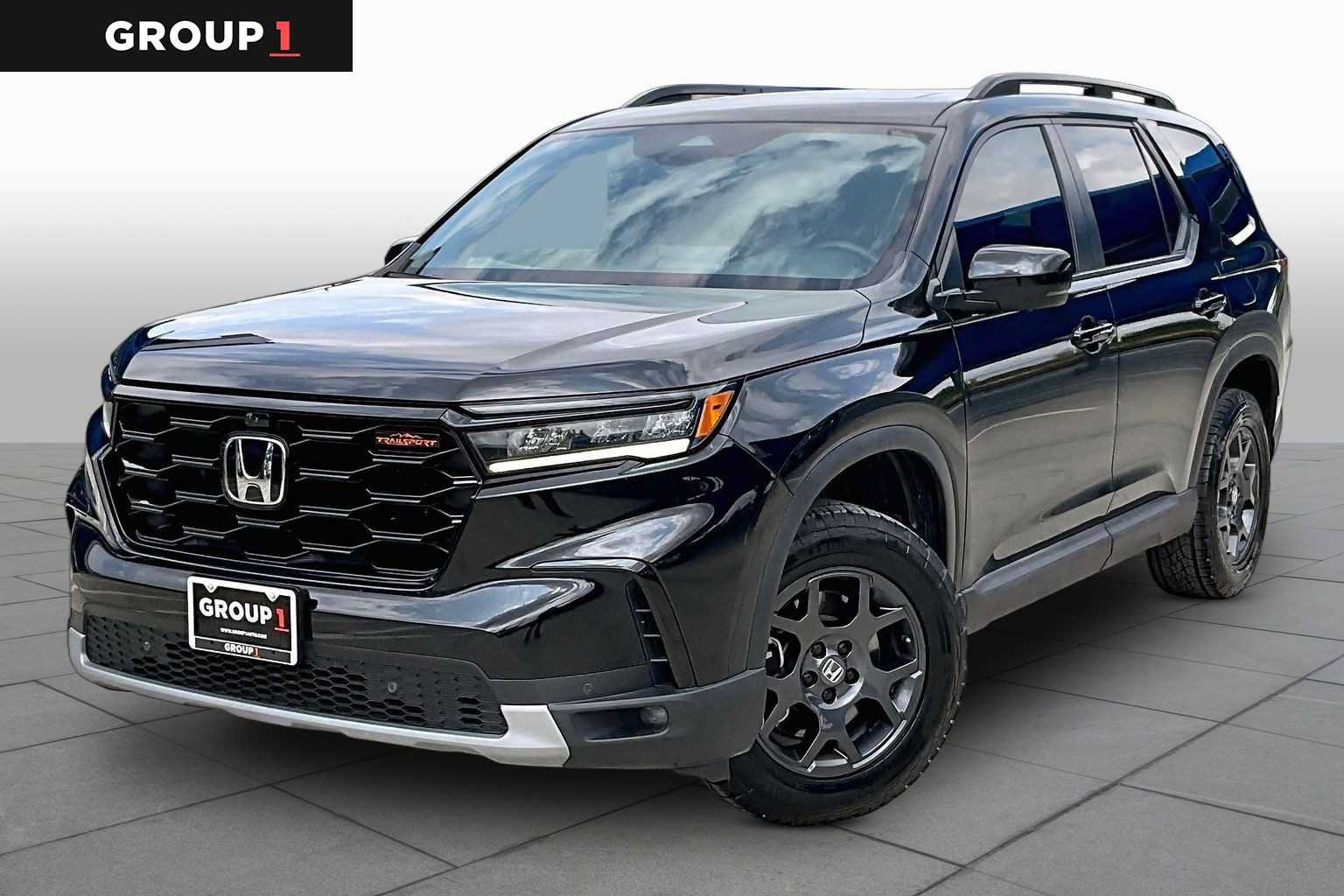 Used 2025 Honda Pilot TrailSport
