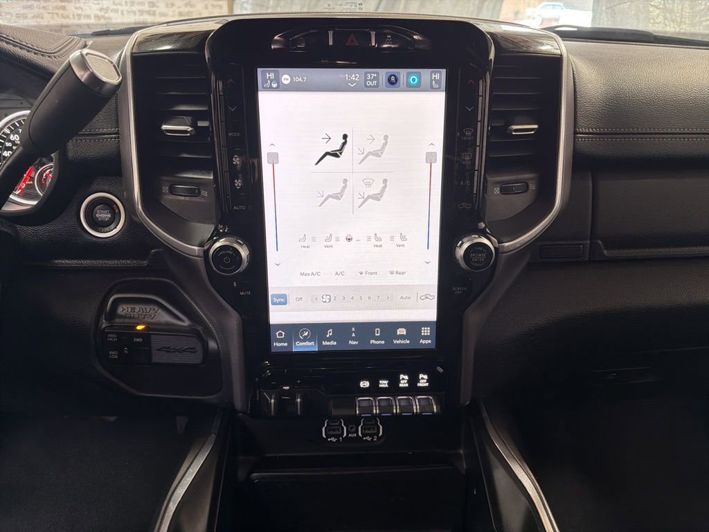 Used 2022 RAM 3500 Laramie AWD/4WD image 19